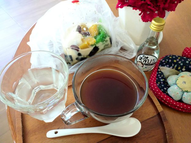 กาแฟสด กับก๋วยเตี๋ยวเรือ ณ บ้านศาลาไชย ตรงข้าม อบจ.ลำปาง
